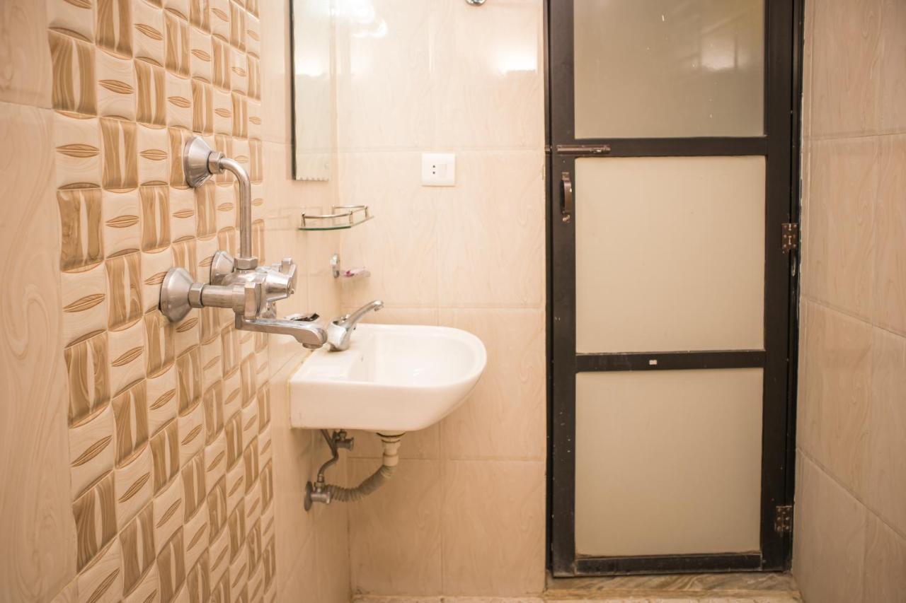 רומינדיי Mirage Inn מראה חיצוני תמונה