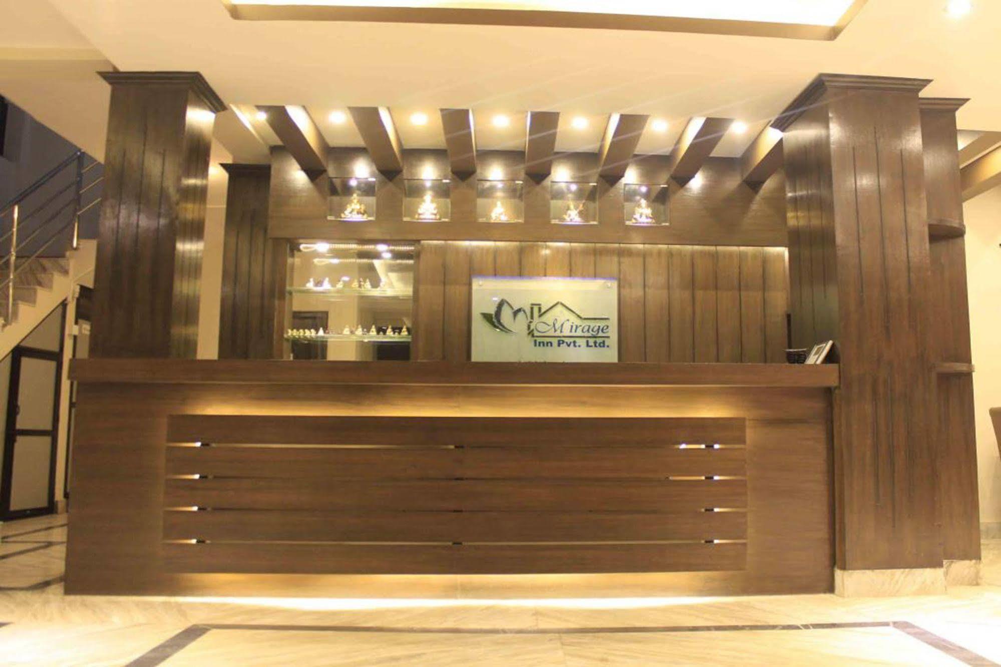 רומינדיי Mirage Inn מראה חיצוני תמונה