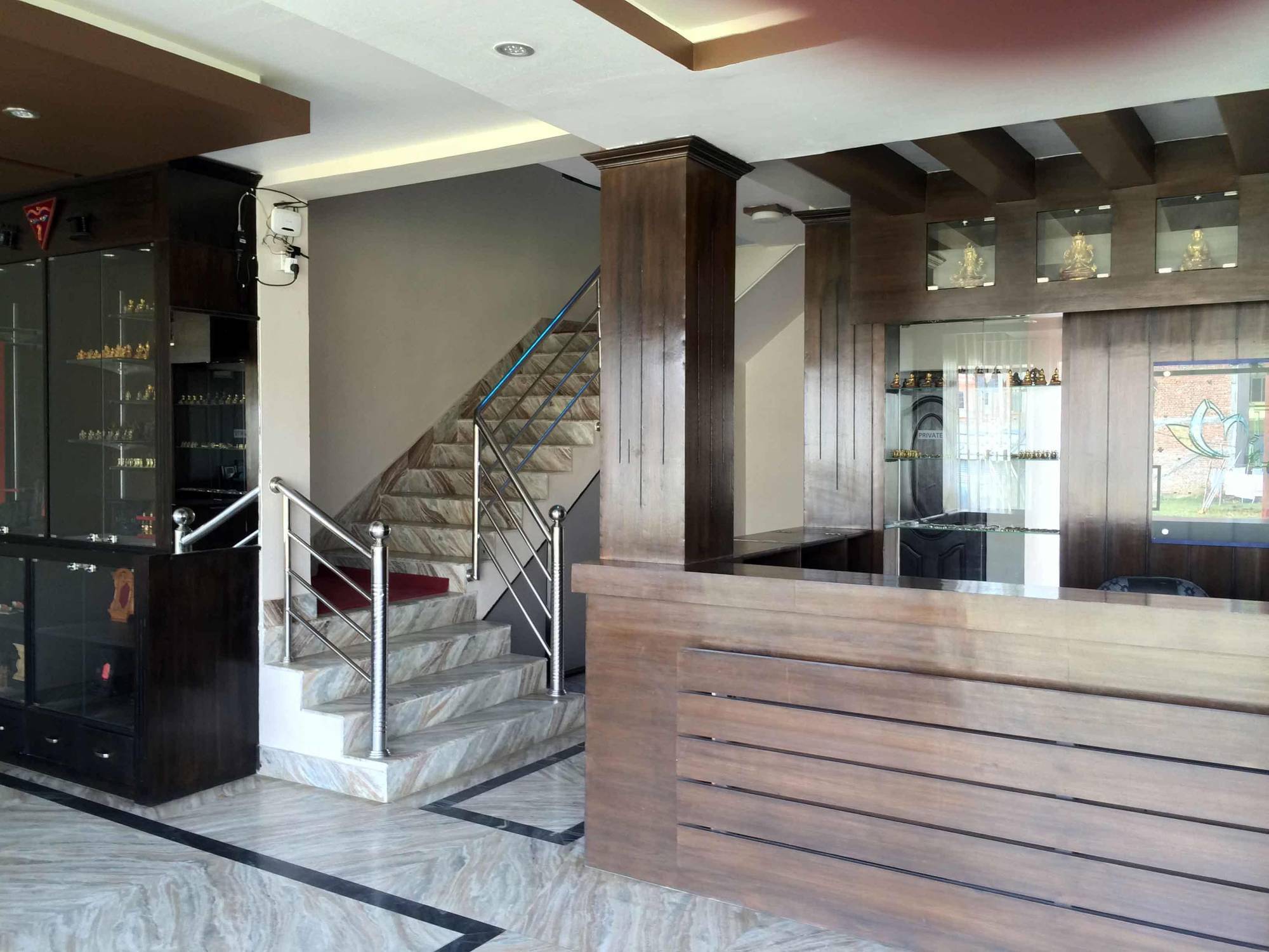 רומינדיי Mirage Inn מראה חיצוני תמונה